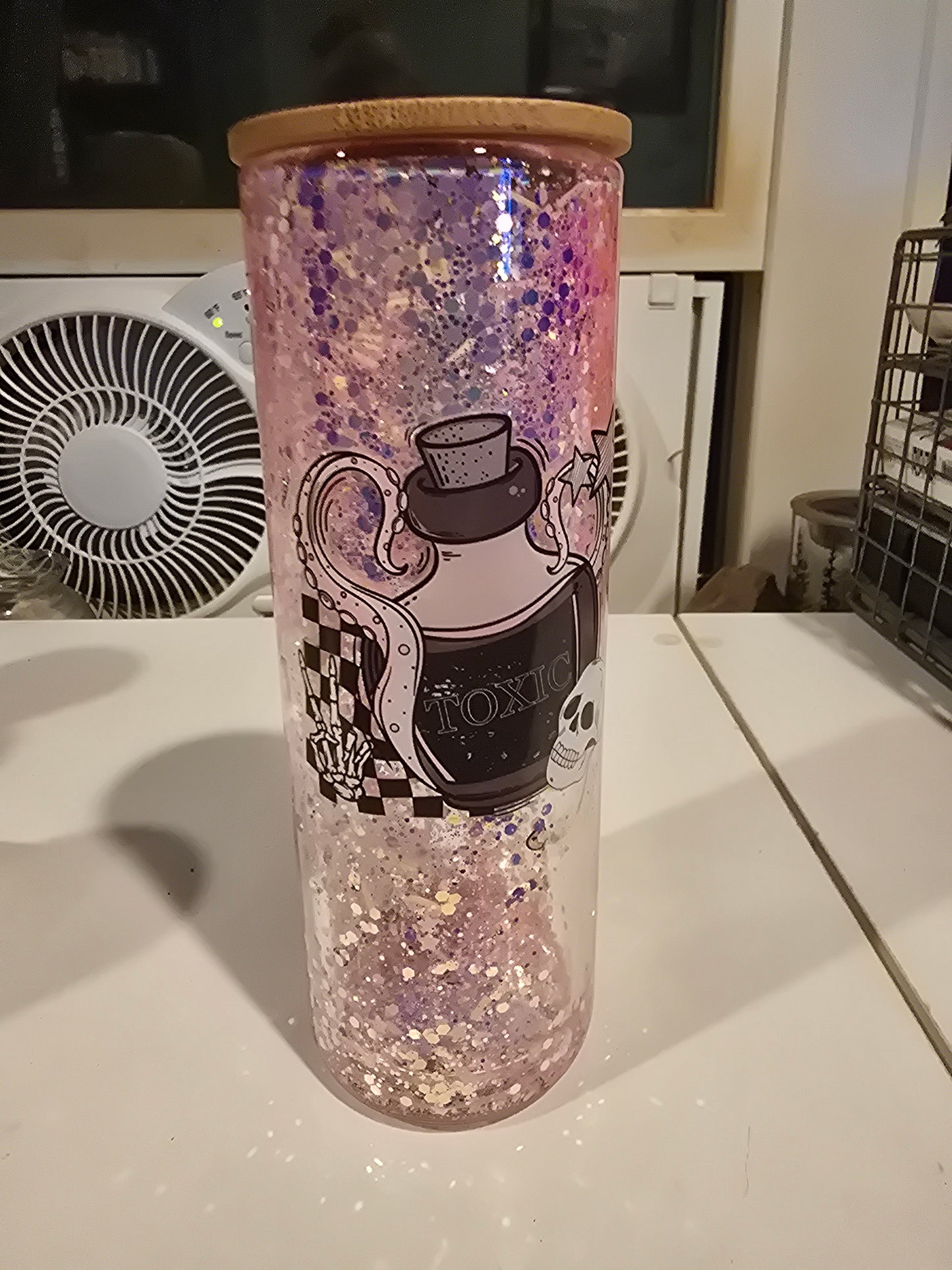 20 oz glass snowglobe